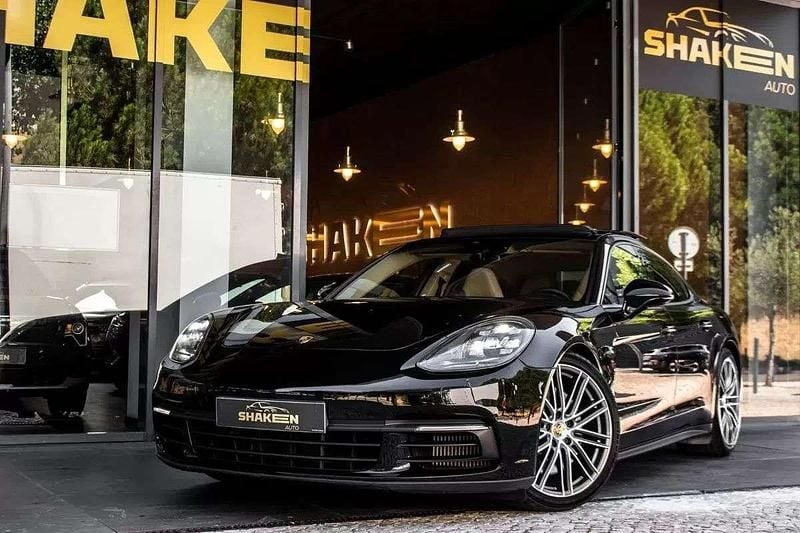 Preto Usado 2020 Porsche Panamera Sedan | € 79.990 (Preço elevado) - Imagem 1/4