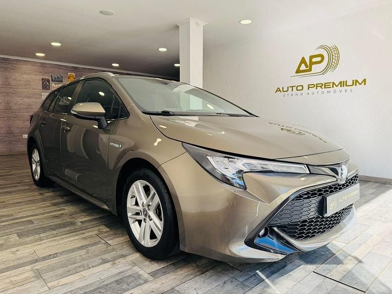 Castanho Usado 2021 Toyota Corolla Comfort Carrinha | € 20.950 (Preço justo) - Imagem 1/4