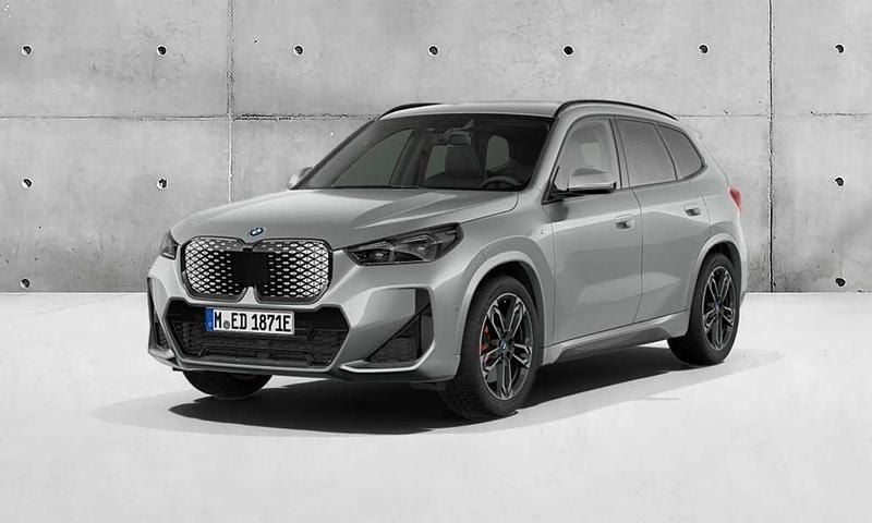 Prata space Novo 2025 BMW iX1 Comfort Edition SUV | € 61.555 (Preço justo) - Imagem 1/4