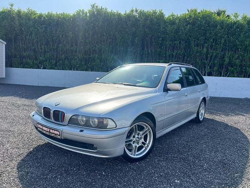 Cinza Usado 2001 BMW 530 Carrinha | € 5.500 - Imagem 1/4
