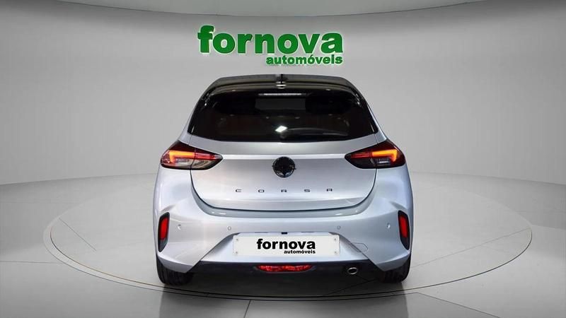 Usado Opel Corsa 101 HP (74 kW) 2025 Cinzento Citadino