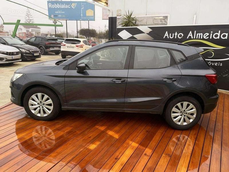Usado Seat Arona 115 HP (84 kW) 2019 Antracite SUV
