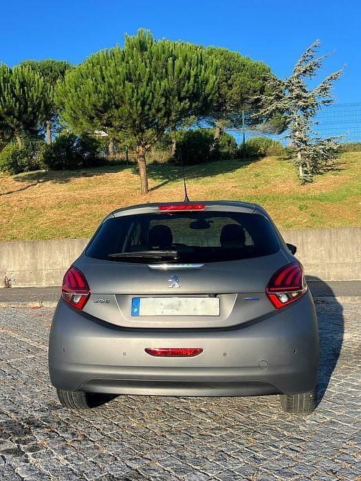 Usado Peugeot 208 75 HP (55 kW) 2016 Citadino