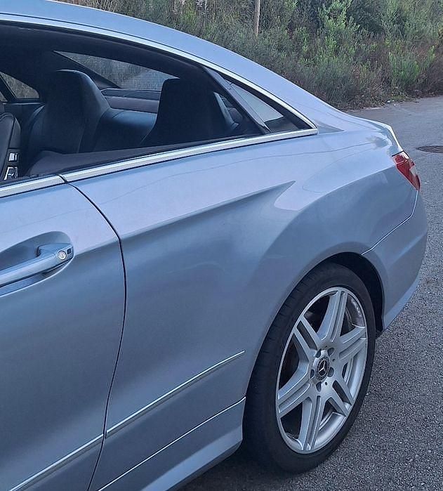 Usado Mercedes E350 AMG 265 HP (194 kW) 2011 Coupé