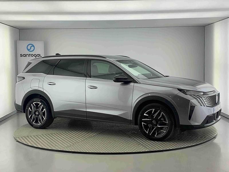 Cinza Usado 2024 Peugeot 5008 Allure Monovolume | € 38.490 - Imagem 1/4