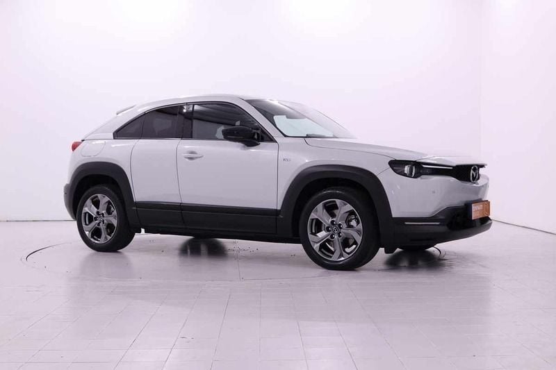 Branco Usado 2023 Mazda MX30 SUV | € 24.000 (Preço justo) - Imagem 1/4