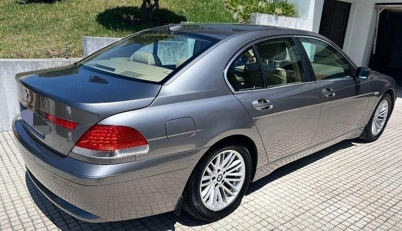 Usado 2002 BMW 735 Sedan | € 8.900 - Imagem 1/4