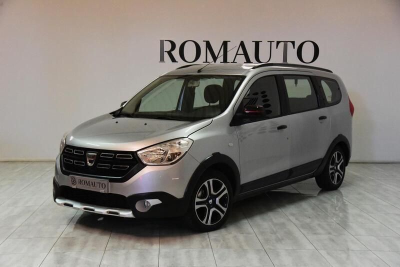 Cinza Usado 2020 Dacia Lodgy Stepway Monovolume | € 18.900 (Preço elevado) - Imagem 1/4