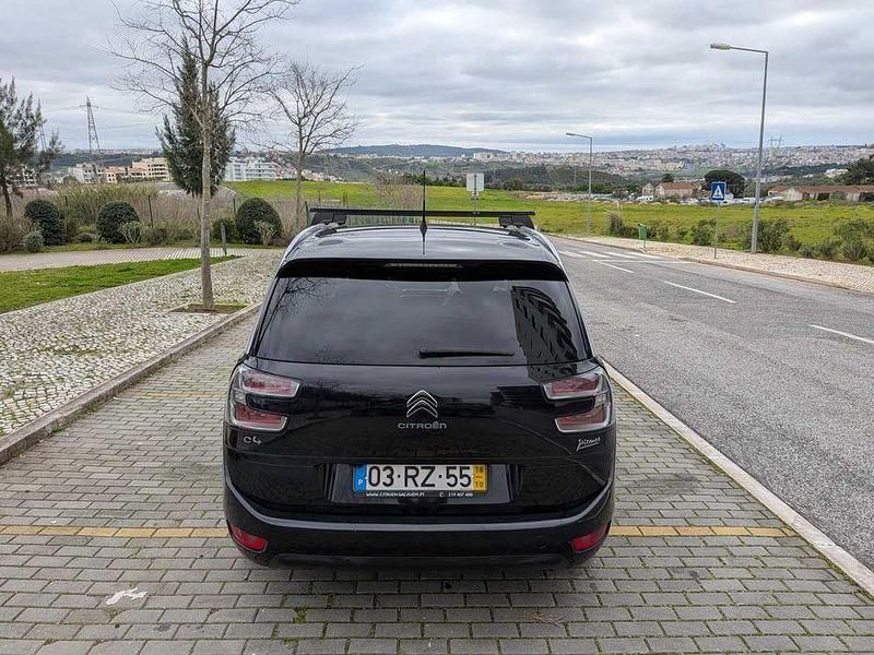 Usado Citroën Grand C4 Picasso Shine 120 HP (88 kW) 2016 Monovolume