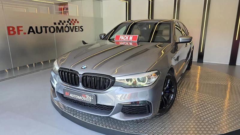Cinzento Usado 2019 BMW 530e iPerformance Sedan | € 19.900 (Preço justo) - Imagem 1/4
