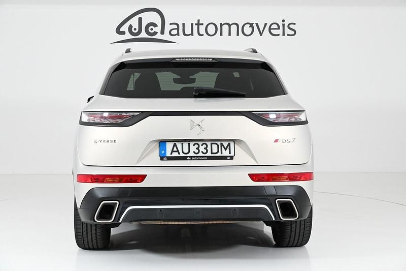 Branco Usado 2022 DS Automobiles DS7 Crossback Performance SUV | € 26.900 - Imagem 1/4