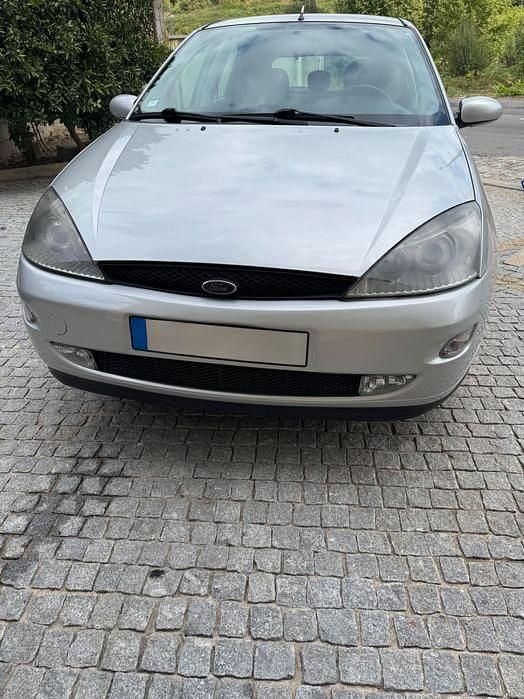 Usado 2001 Ford Focus Sedan | € 2.000 (Bom preço) - Imagem 1/4