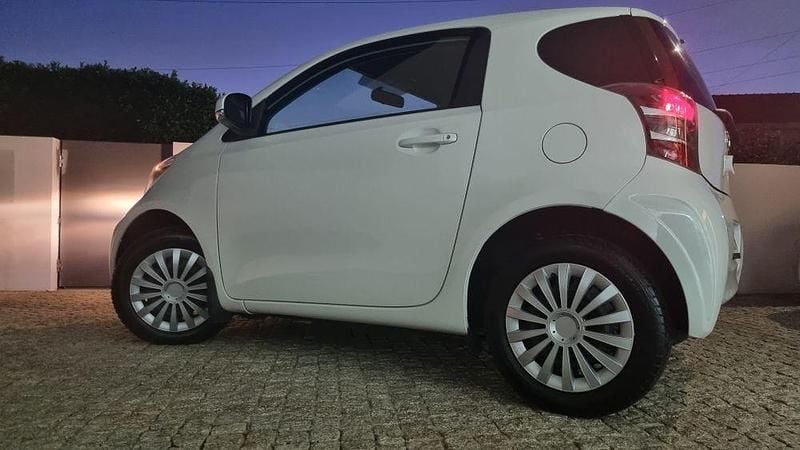 Usado 2009 Toyota iQ Citadino | € 5.999 (Super Preço) - Imagem 1/4