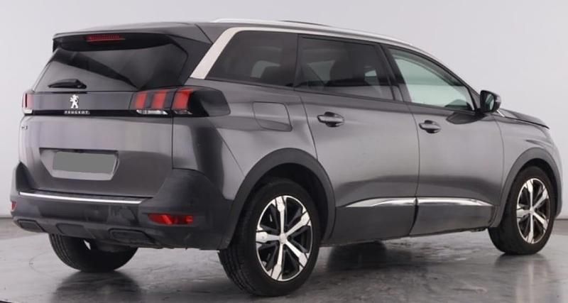 Usado Peugeot 5008 130 HP (95 kW) 2017 Cinzento