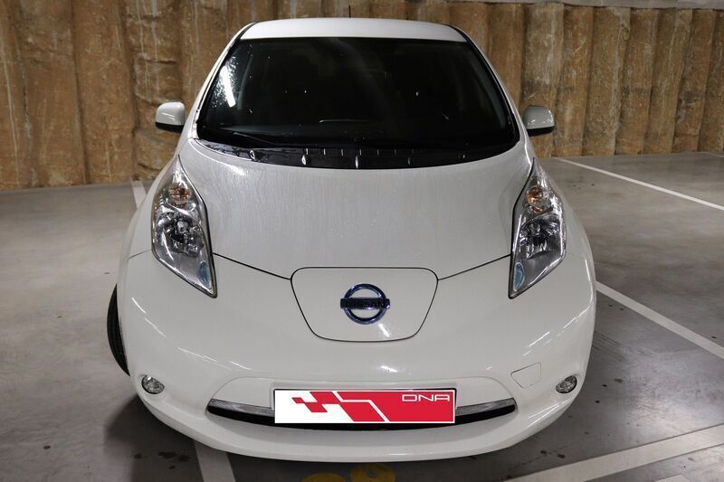 Branco Usado 2016 Nissan Leaf Tekna Citadino | € 8.980 (Preço justo) - Imagem 1/4