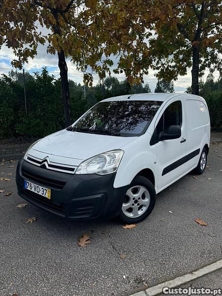 Branco Usado 2018 Citroën Berlingo | € 4.850 - Imagem 1/1