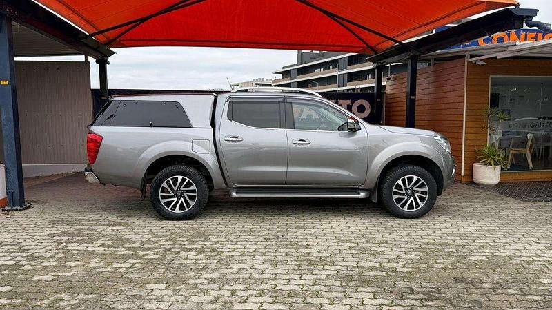 Usado Nissan Navara Tekna 190 HP (139 kW) 2017 Cinza Pickup