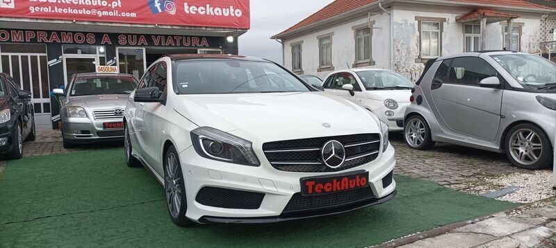Branco Usado 2013 Mercedes A180 AMG Sedan | € 18.580 (Preço justo) - Imagem 1/4