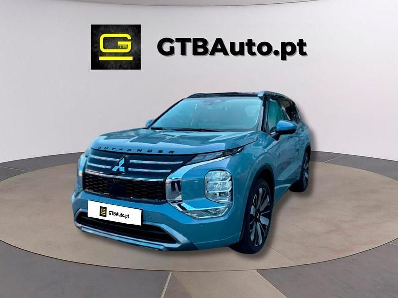 Antracite Novo 2025 Mitsubishi Outlander P-HEV | € 58.900 (Preço elevado) - Imagem 1/4