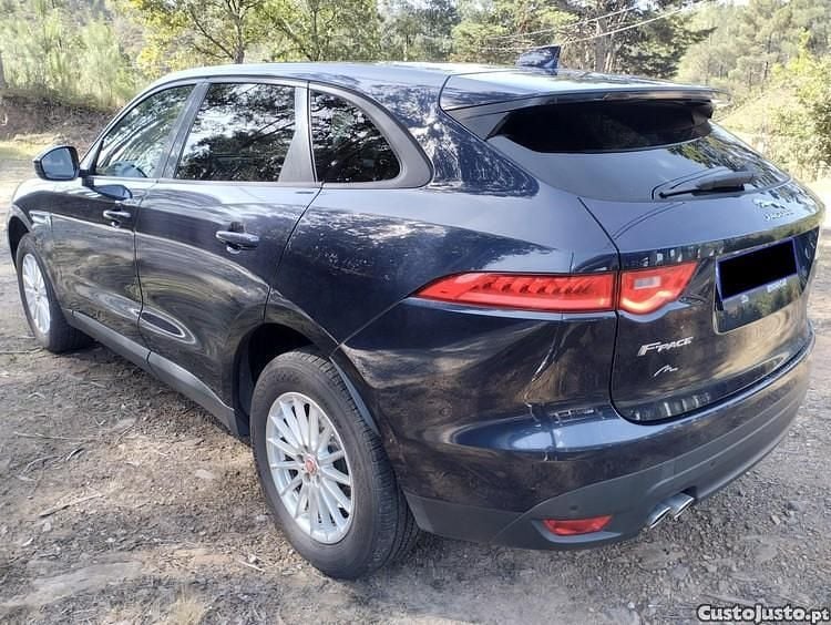 Azul Usado 2018 Jaguar F-Pace Prestige SUV | € 23.750 (Preço justo) - Imagem 1/1