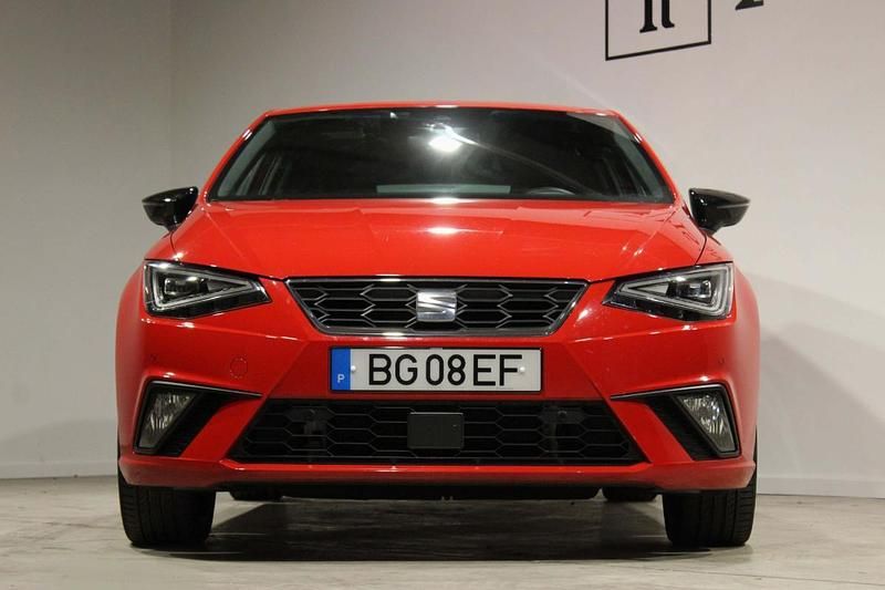 Usado Seat Ibiza FR 110 HP (80 kW) 2023 Vermelho Citadino