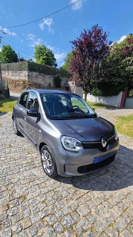 Cinzento Usado 2021 Renault Twingo Citadino | € 13.250 (Preço justo) - Imagem 1/4