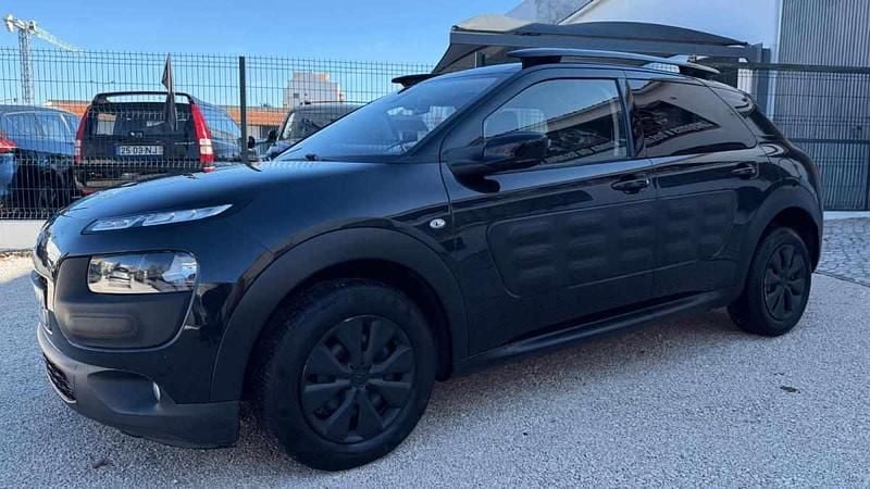 Preto Usado 2015 Citroën C4 Cactus Citadino | € 9.500 (Bom preço) - Imagem 1/4