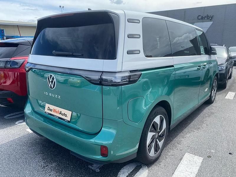 Usado VW ID. Buzz Pro 210 kW (286 HP) 2024 Monovolume