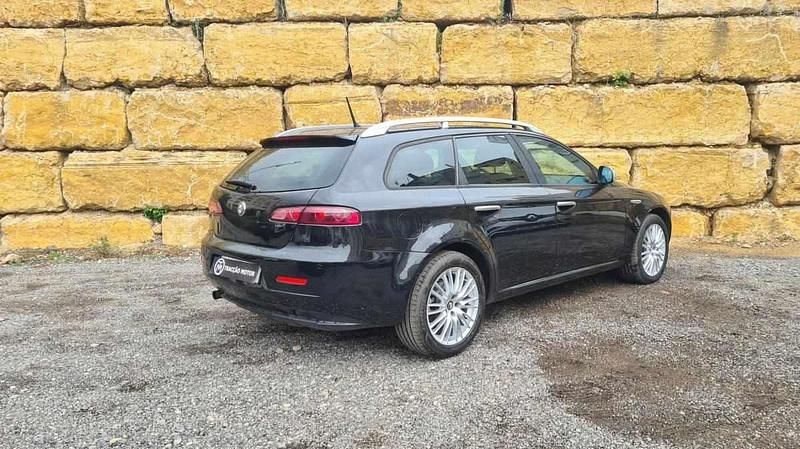 Usado Alfa Romeo 159 Distinctive 170 HP (125 kW) 2010 Preto Sedan