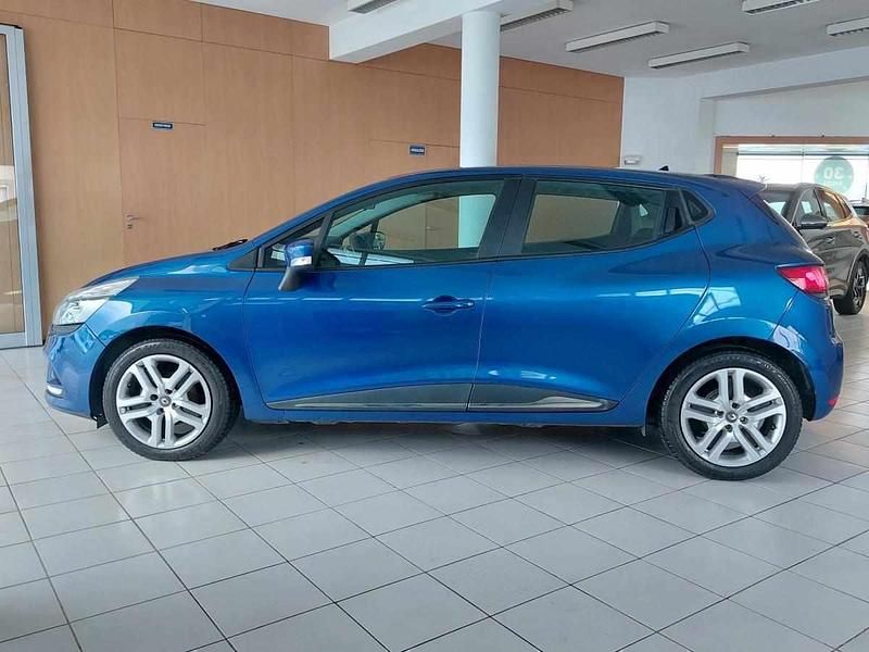 Usado Renault Clio IV 90 HP (66 kW) 2019 Azul Citadino