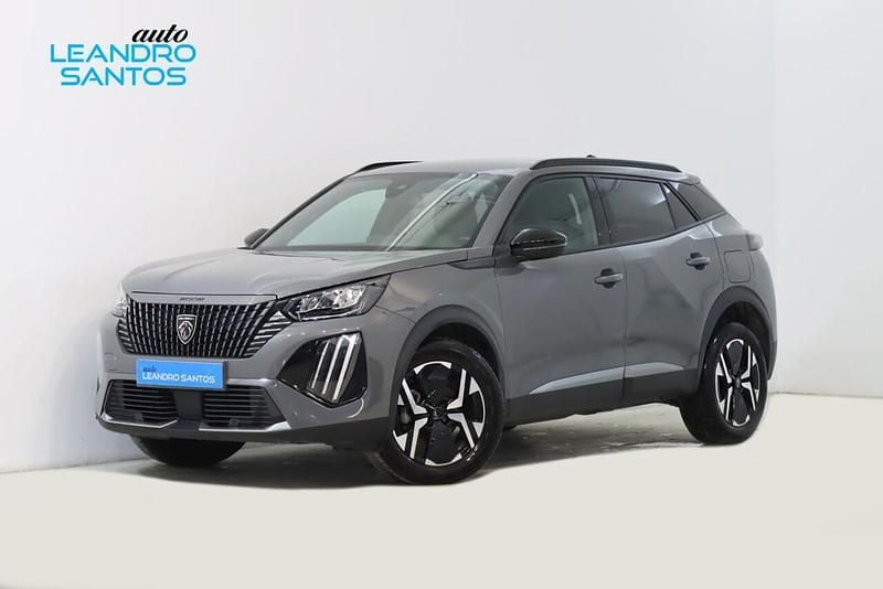 Usado Peugeot 2008 100 HP (73 kW) 2025 Cinzento SUV