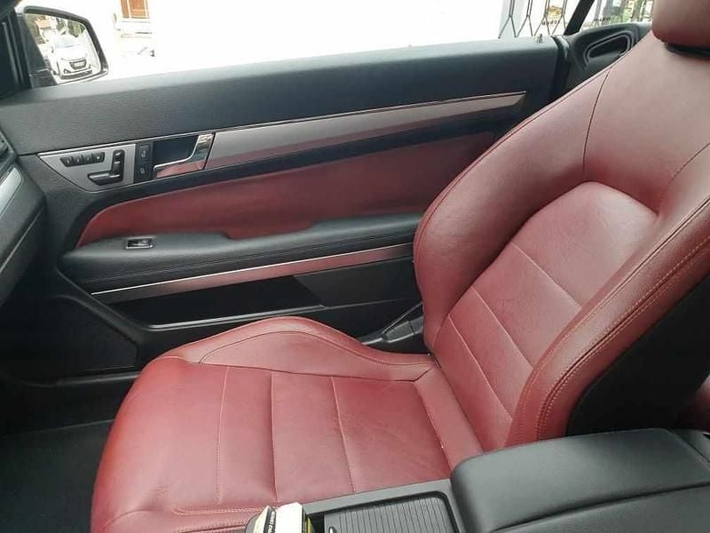 Usado Mercedes E250 204 HP (150 kW) 2011 Preto Coupé