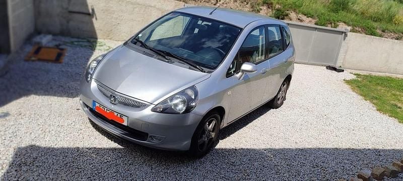 Usado 2008 Honda Jazz Citadino | € 4.999 (Preço justo) - Imagem 1/4