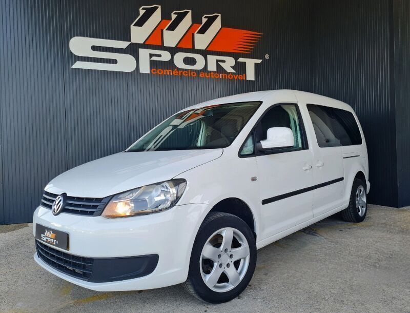 Branco Usado 2011 VW Caddy Maxi Monovolume | € 13.750 - Imagem 1/4