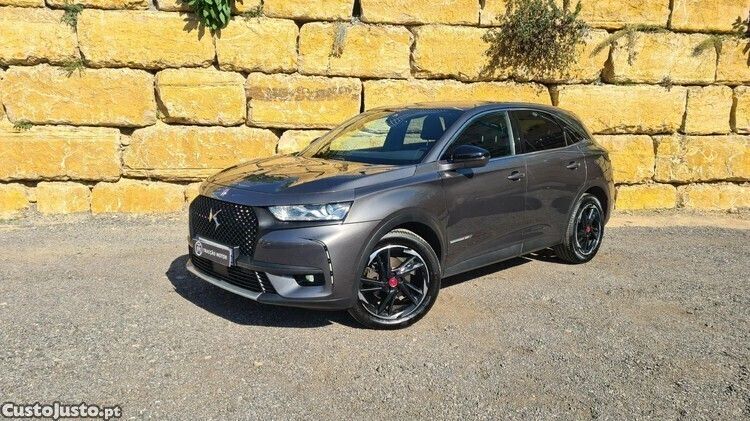 Cinza Usado 2019 DS Automobiles DS7 Crossback Performance SUV | € 24.750 (Preço elevado) - Imagem 1/1