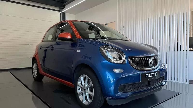 Usado Smart ForFour Electric Drive 60 kW (82 HP) 2018 Azul