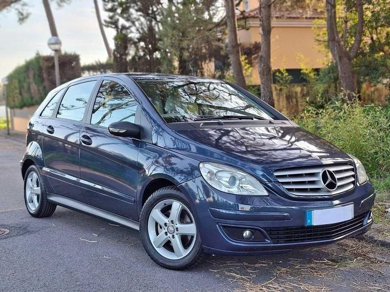 Usado Mercedes B180 109 HP (80 kW) 2007 Monovolume