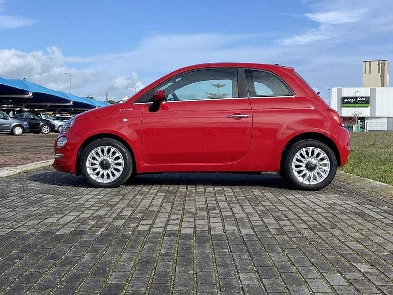 Usado Fiat 500 Dolcevita 70 HP (51 kW) 2022 Vermelho Citadino
