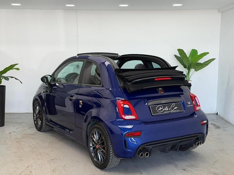 Usado Abarth 595C 180 HP (132 kW) 2021 Azul Cabrios