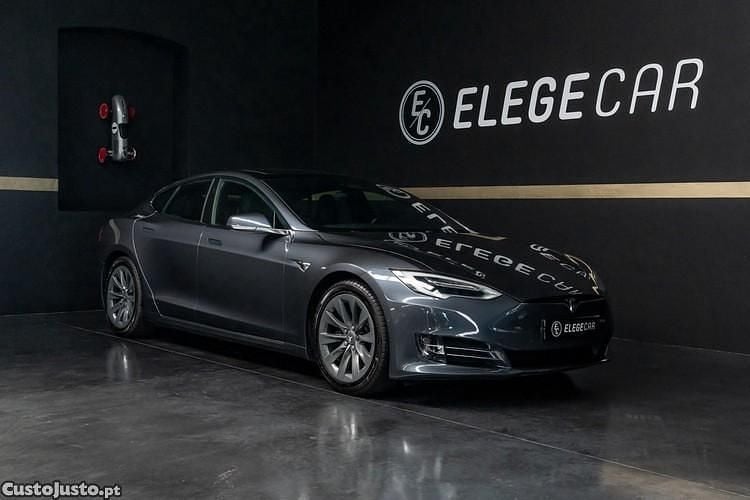 Preto Usado 2018 Tesla Model S Sedan | € 29.750 (Preço justo) - Imagem 1/1