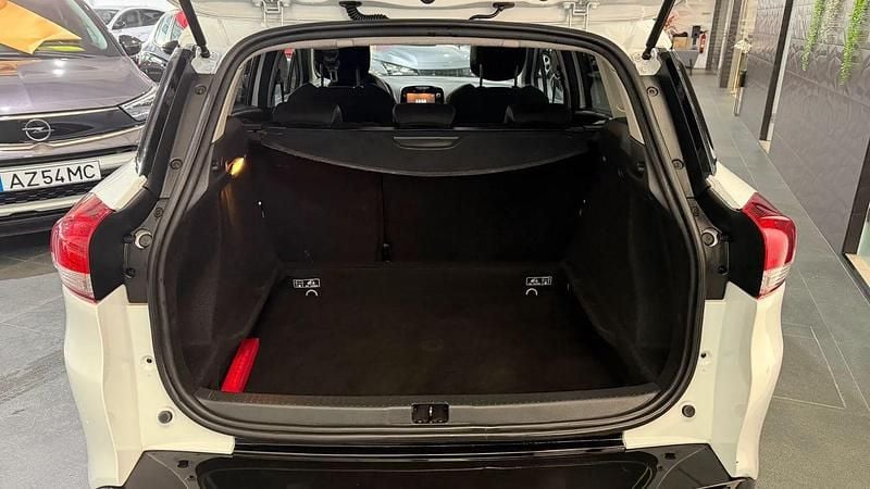 Usado Renault Clio GrandTour LIMITED 90 HP (66 kW) 2018 Branco Carrinha