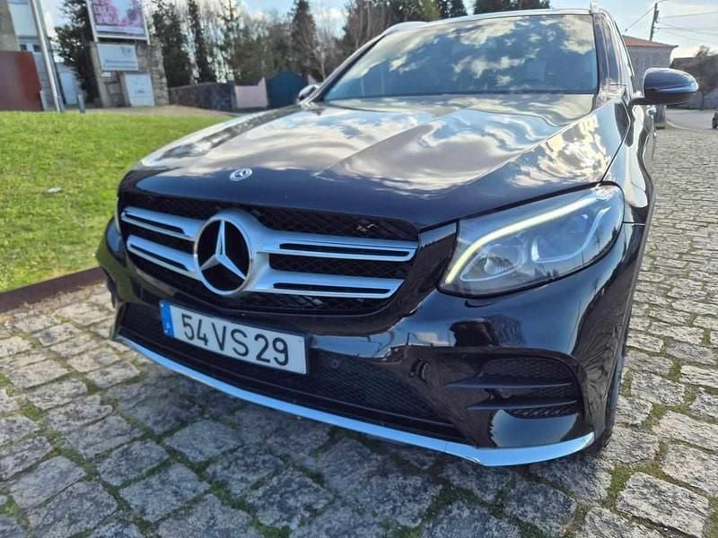 Preto Usado 2018 Mercedes GLC250 Citadino | € 39.500 (Super Preço) - Imagem 1/4