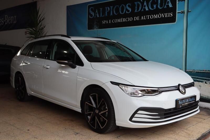 Branco Usado 2021 VW Golf VIII Life Carrinha | € 18.480 (Preço justo) - Imagem 1/4