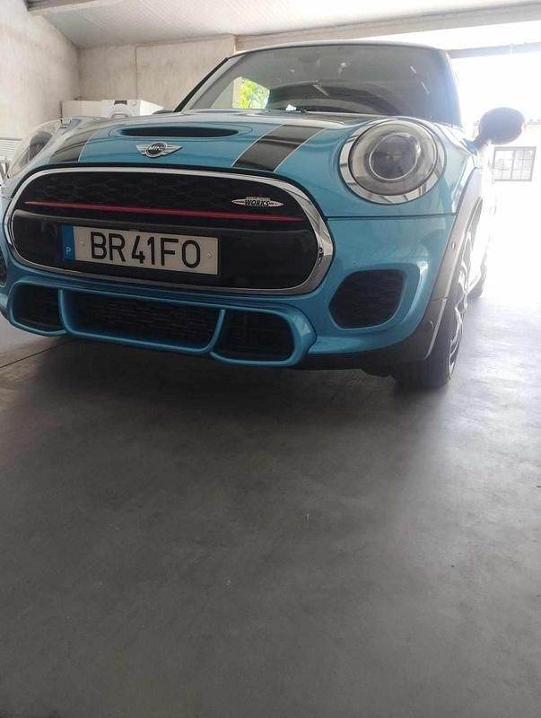 Azul Usado 2016 Mini John Cooper Works Citadino | € 19.250 (Preço justo) - Imagem 1/4