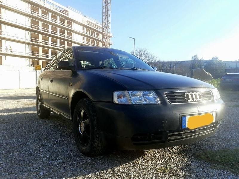 Usado 2000 Audi A3 Sedan | € 2.800 (Preço justo) - Imagem 1/4