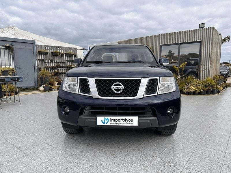 Usado Nissan Navara 190 HP (139 kW) 2010 Azul Pickup