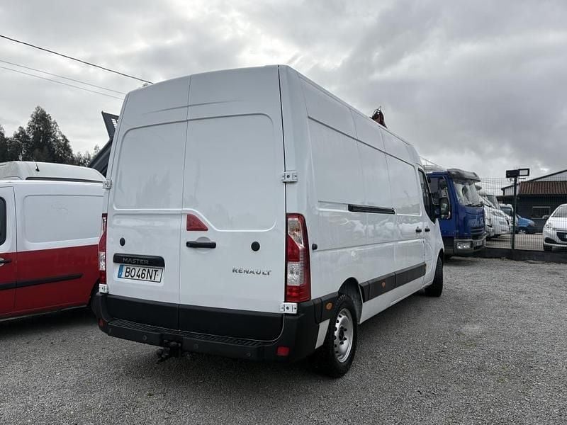 Usado Renault Master 145 HP (106 kW) 2018 Branco Van