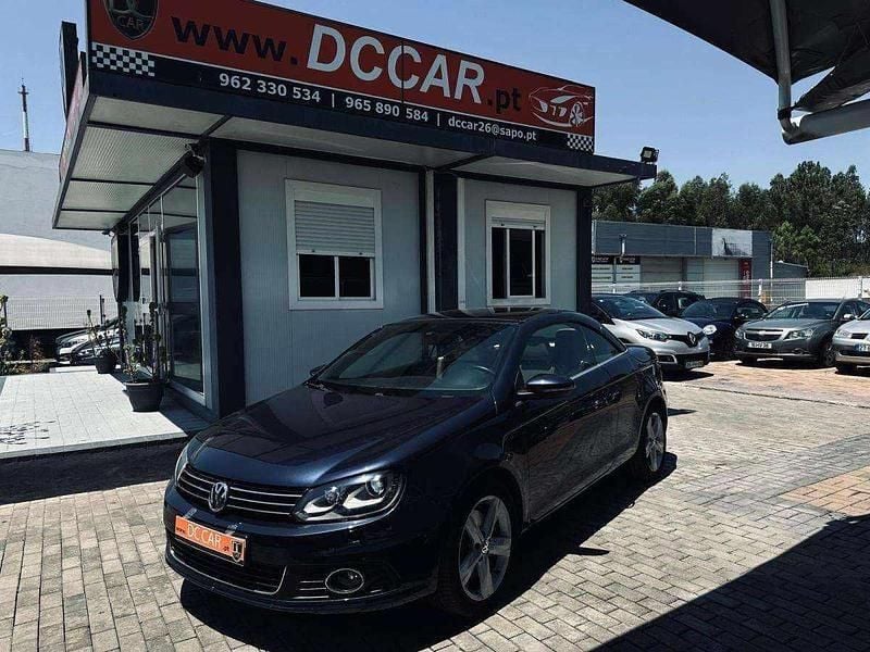Usado VW Eos 140 HP (102 kW) 2011 Azul Cabrios