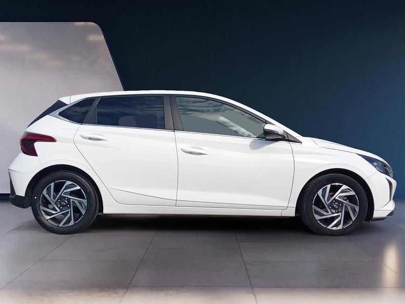 Usado Hyundai i20 Comfort 100 HP (73 kW) 2024 Outra Citadino