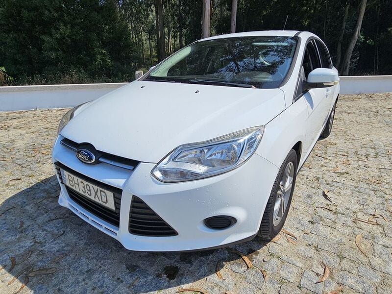 Usado 2013 Ford Focus Sedan | € 6.695 (Preço justo) - Imagem 1/4